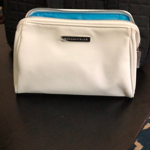 RODAN & FIELDS White R&F Lined Zippered Makeup Pouch Bag - Picture 2 of 2